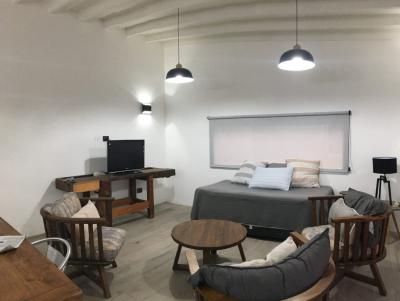 Casa en alquiler en Ostende. 3 ambientes, 2 baños y capacidad de 2 a 4 personas. 